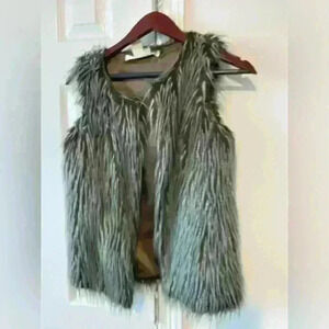 Max Studio Faux Fur Vest Medium